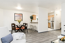LYNNWOOD CONDO